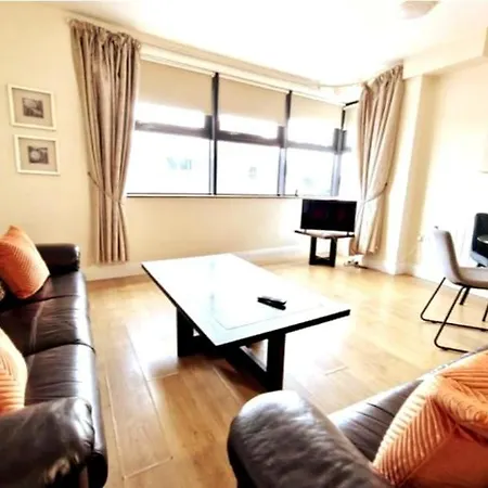 Cool Living, Sleeps 6 * Galway