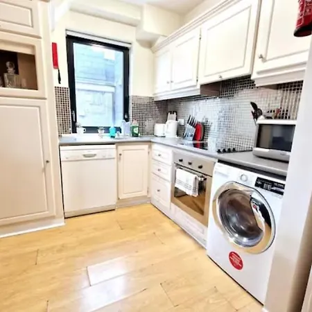 Cool Living, Sleeps 6 Galway